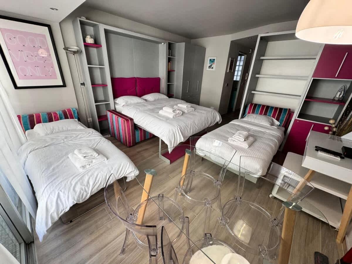 At The Heart Of Carre D'or 2 Mins Sea Wi-fi Ferienhaus *
