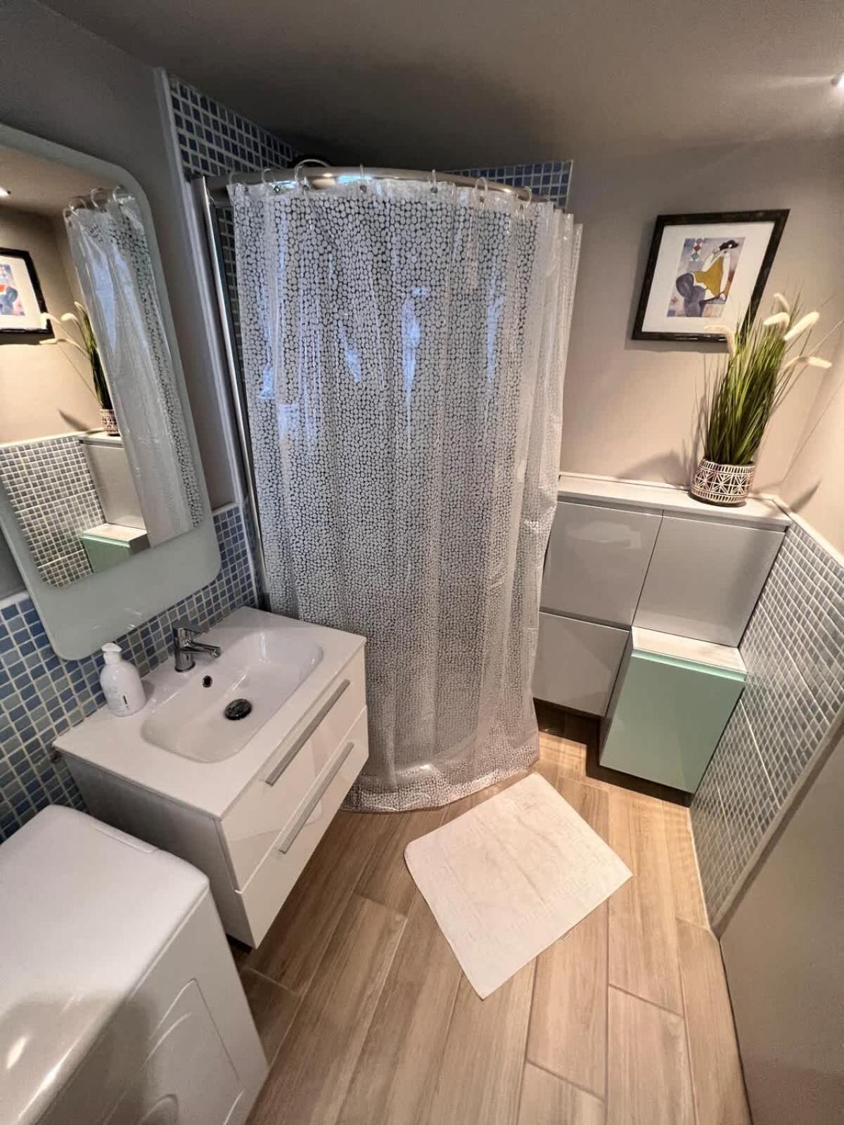 Ferienhaus At The Heart Of Carre D'or 2 Mins Sea Wi-fi Nizza